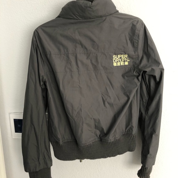 Superdry Wind Bomber- medium - Picture 3 of 6